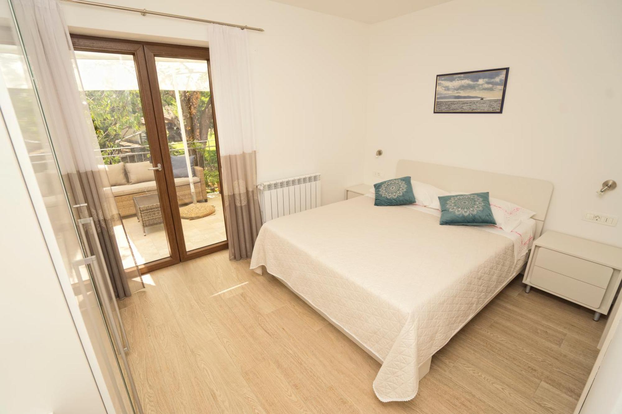 Riviera Blue Apartments With Seaview, Private Whirlpools And Parking Near Opatija Opric Exterior foto